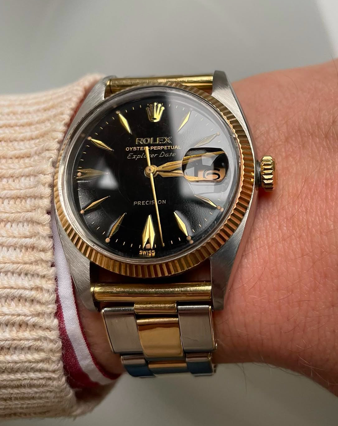 Picture of a vintage Rolex to illustrate this article on selling a vintage watch
