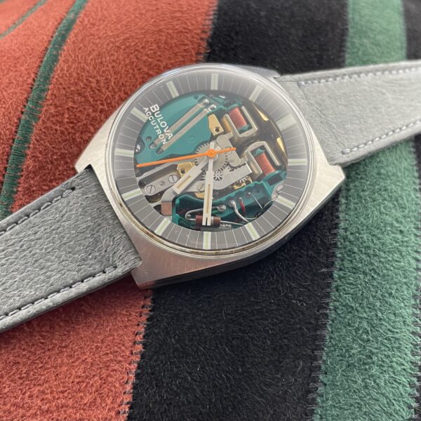 Bulova Accutron Space view - Image 2