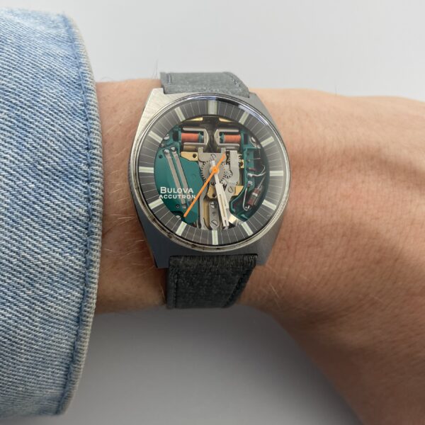 Bulova Accutron Space view - Image 8