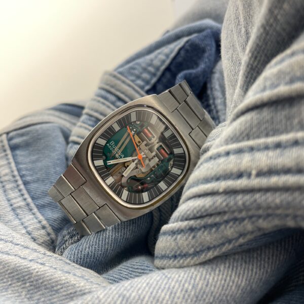 Vintage Bulova Accutron Space View - Image 2